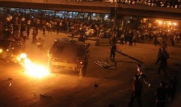 مقتل وإصابة 32 جندياً في اشتباكات مع متظاهرين أقباط في القاهرة