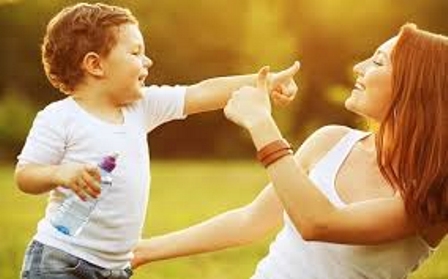 طفل ذكي ومتوازن... إنه الحب