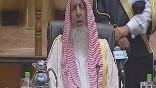 مفتي السعودية: ارهاب داعش والقاعدة هو 