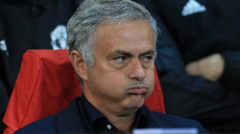  مورينيو فقد ثقة إدارة مانشستر يونايتد وإقالته خلال أيام 