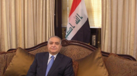 وزير الخارجية العراقي يرفض المطالبات الدولية بحل الحشد وقطع العلاقة مع إيران