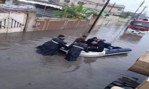 غرق احياء سكنية ايمن الموصل جراء الامطار الغزيرة