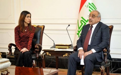 عبد المهدي يهدي الناشطة الإيزيدية نادية مراد وزوجها جوازين دبلوماسيين