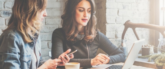 عزيزتي: مواقع التواصل الاجتماعي تؤثر سلباً على صحتك النفسية