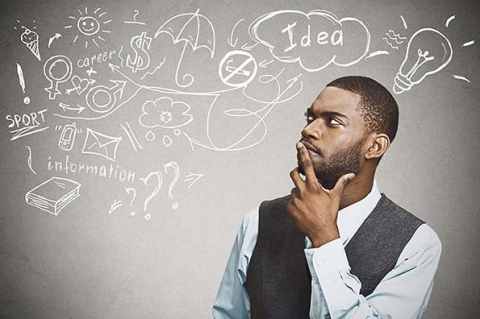 لماذا نأخذ قرارات أفضل وأكثر عقلانية باللغة الثانية؟