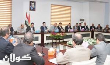 رئيس مجلس وزراء إقليم كوردستان يبحث إحتياجات مدينة زاخو