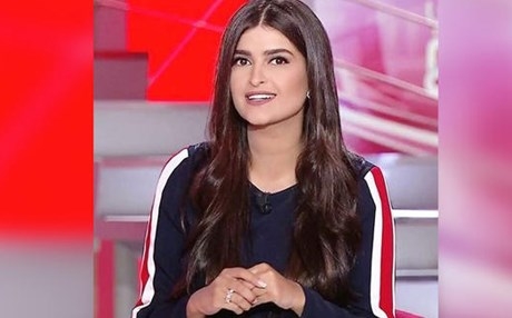 إيقاف مذيعة عن العمل في إحدى القنوات العربية بسبب 