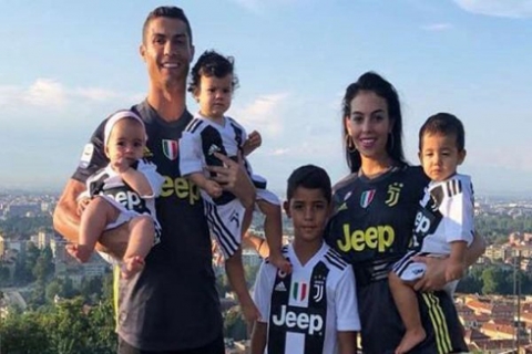 رونالدو يغازل جماهير يوفنتوس بـ 