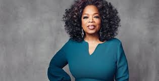 أوبرا وينفري تلتقي بشخصية لبنانية بارزة... فما الذي جمعهما؟