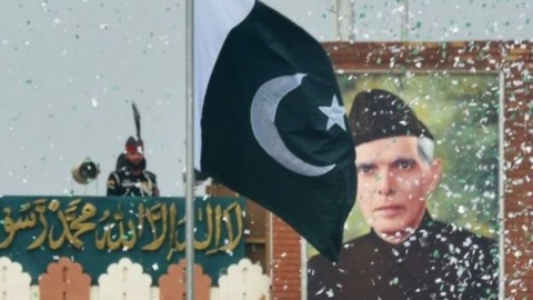 تعرف على القصة 