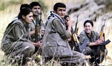 مقتل جندي تركي وإصابة 3 آخرين باشتباكات مع عناصر من حزب العمال الكردستاني