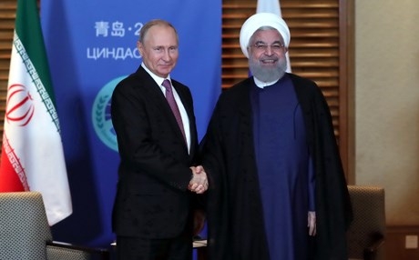 بوتين وروحاني يؤكدان على استمرار التعاون الثنائي في سوريا