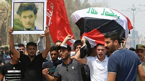 الحكومة تشكل لجنة للتحقيق بأحداث الاحتجاجات بعد مهلة السيستاني