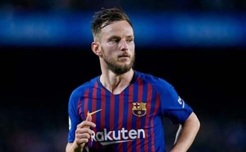 برشلونة يكشف حجم إصابة الكرواتي راكيتيتش