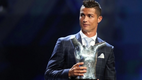 رونالدو افضل لاعب في اوروبا