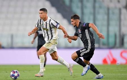 رونالدو: تركيزي ينصب على الفوز وليس العقود