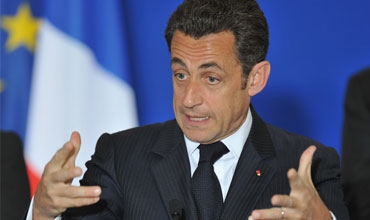 ساركوزي يدافع عن المهمة في ليبيا والنواب الامريكي يواصل التمويل