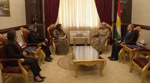 الرئيس البارزاني يجتمع مع هيئة رئاسة البرلمان الكوردستاني