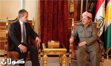 الرئيس بارزاني يؤكد أن معالجة المشاكل تتم بالإلتزام بالدستور الدائم