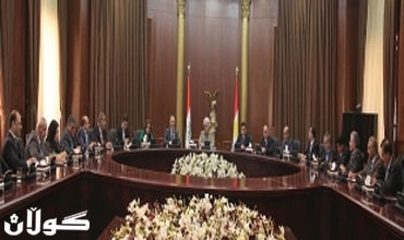 رئيس إقليم كوردستان يجتمع مع رؤساء الكتل البرلمانية لبحث الأوضاع الراهنة