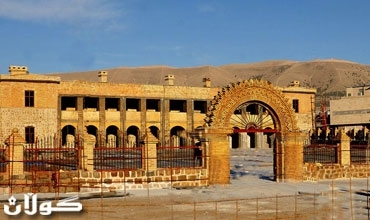 رئيس حكومة إقليم كوردستان يتفقد مشروع ترميم 