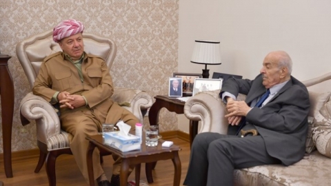 الرئيس البارزاني يزور الشخصية السياسية الكوردستانية المعروفة محسن دزيي