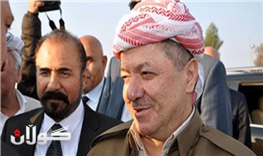سكان ديار بكر (امد) يرحبون بحفاوة بوصول الرئيس بارزاني الى مدينتهم
