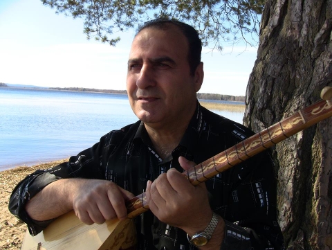 شـفكر : لماذا يقال دائما ارجعوا وتسلحوا بالفلكلور الكوردي؟