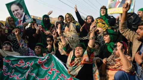 سجن رئيس وزراء باكستان السابق 7 سنوات بتهمة الكسب غير المشروع