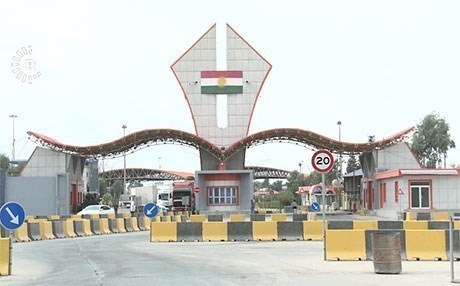 كوردستان سوريا.. الإدارة الذاتية تُسهل الإجراءات للكورد القادمين عن طريق معبر 