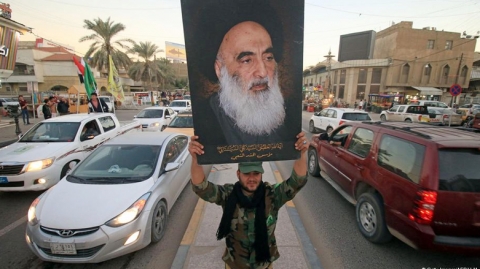 السيستاني يبلغ روحاني بضرورة احترام سيادة الدول وحصر السلاح بيد الدولة