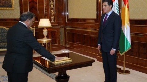 الرئيس الجديد لمحكمة الاستئناف في إقليم كوردستان يؤدي اليمين الدستورية