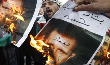 مقتل 16 في هجمات مكثفة للجيش السوري في حمص