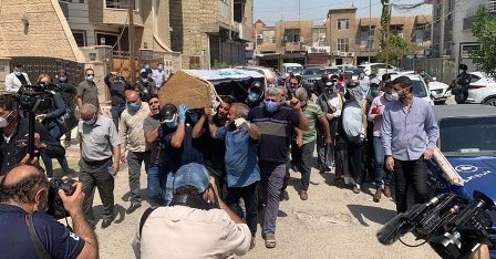  تشييع جثمان الهاشمي في بغداد تمهيداً لدفنه بالنجف