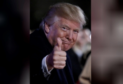 ترامب: أنا عبقري راجح العقل جدا