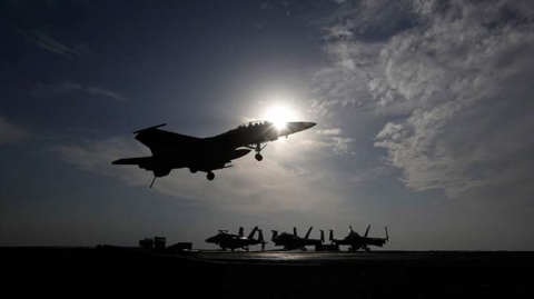 طيران التحالف ينفذ غارة جوية على داعش بجبال حمرين