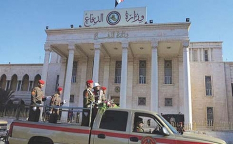 السنة يحسمون الخلاف على الدفاع .. من هو المرشح الاوفر حظاً؟