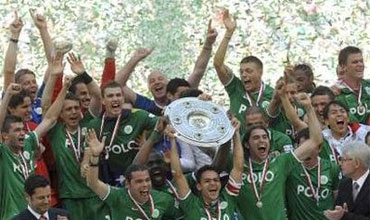 منتخب العراق يتقدم خمسة مراكز بتصنيف الفيفا