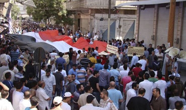 البرلمان العربي يطالب بتجميد عضوية سوريا ونقل مقره إلى القاهرة