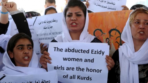 كوردستان تجدد تعهدها بإعادة الإيزيديين إلى ديارهم 