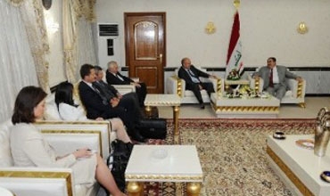 زيباري يطالب بوقف الهجمات الجوية التركية داخل الأراضي العراقية