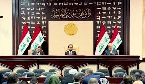 المالية النيابية تحسم جدلاً عن خفض قيمة الدولار في العراق