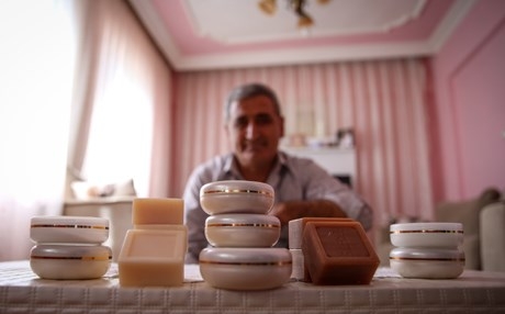 صابون من حليب الحمير.. أحدث الاختراعات في تركيا 