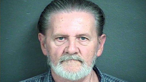 امريكي يسرق بنكا ليدخل السجن هربا من زوجته