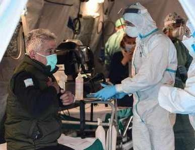 في وقت الأوبئة والظروف الطارئة.. كيف يفرز الأطباء المرضى؟