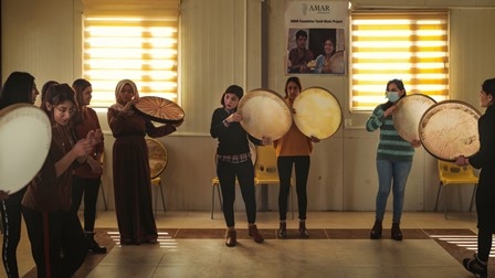   بصوت الدفوف والأغاني الحماسية.. ايزيديات يوجهن رسالة لداعش