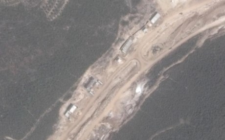 تقرير إسرائيلي: إيران تبني مصنعاً للصواريخ البعيدة المدى في سوريا 