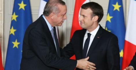 ماكرون وأردوغان يدعوان إلى 