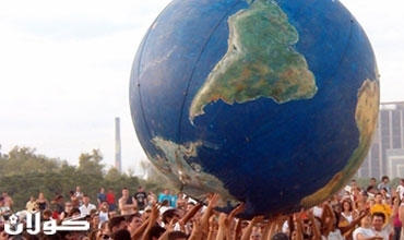 الحفاظ على التوازن بين عناصر الديمقراطية