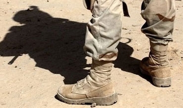 ضعف التدريب والانقسام المذهبي دفعا الجيش العراقي للتقهقر 